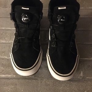 Vans Sk8-Hi MTE Boa Men’s size 8 Black/ True White